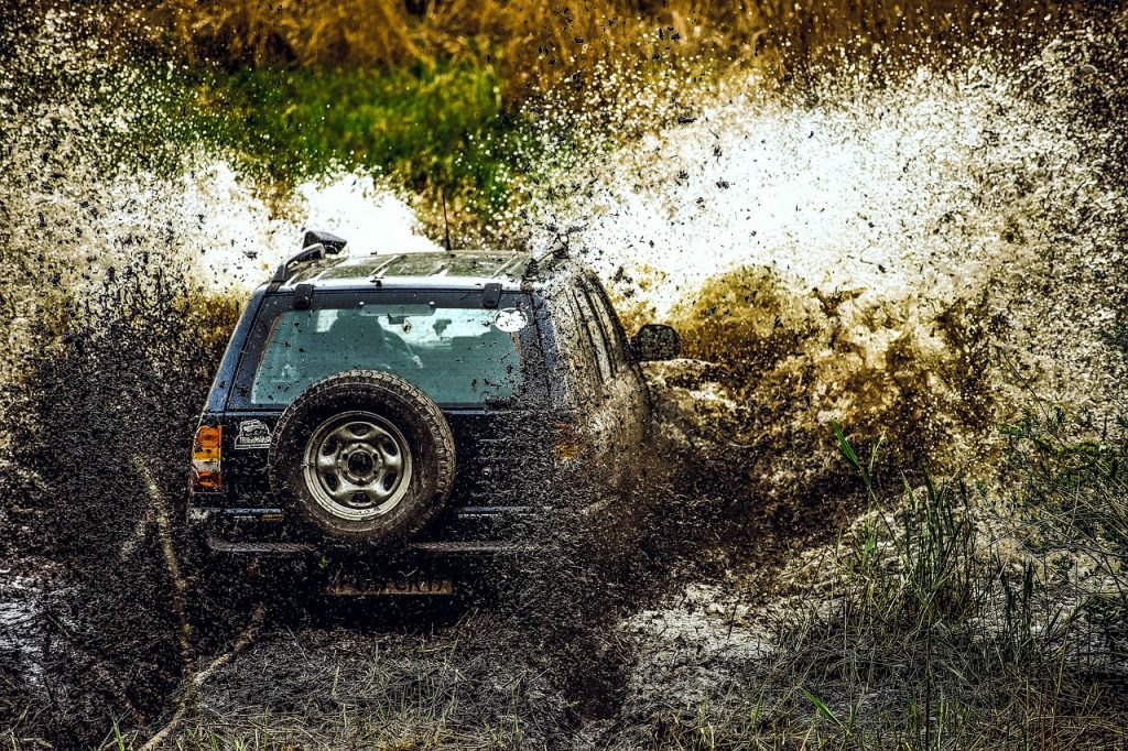 offroad, auto, field-4439796.jpg